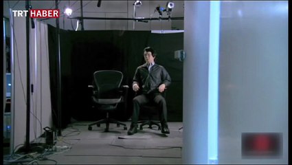 Profesör kendine çok benzeyen bir robot yaptı