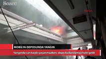 Zeytinburnu'da mobilya deposunda yangın