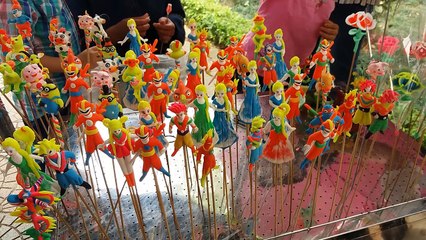 To He đồ chơi dân gian Việt nam - Gia Linh cùng người nhện mua đồ chơi Tò He Phần 1