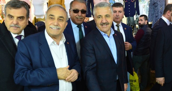 Dolandırıcıların Yeni Yöntemi: Bakan Bey Para İstiyor!