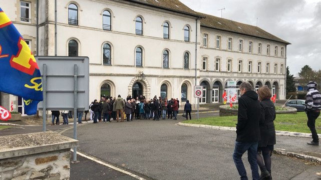 Grève des agents et usagers à l’hôpital