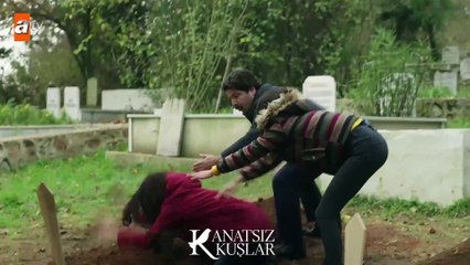 Sinir krizi geçiren Zeynep’i sakinleştiren Onur! - Kanatsız Kuşlar 26.Bölüm