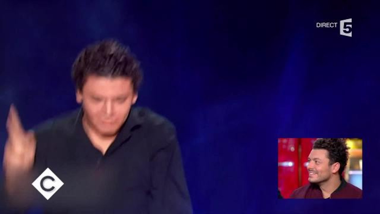 Kev Adams dans Attention à la marche