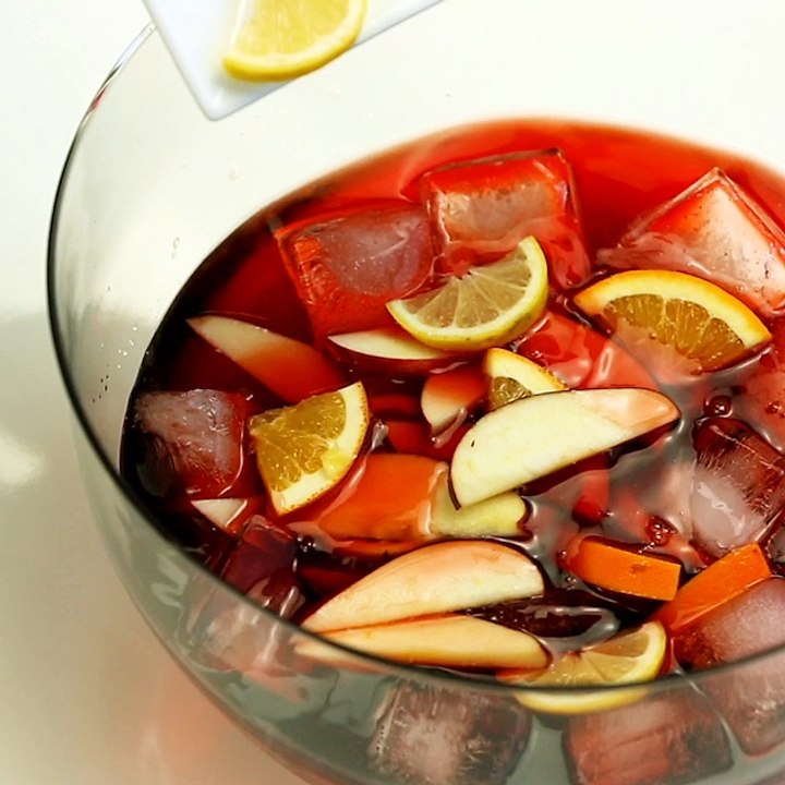 Negroni Sbagliato Cocktail Recipe - Liquor.com