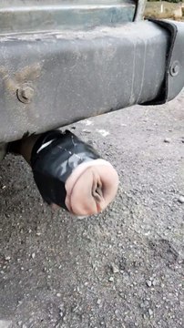 Que se passe-t-il lorsqu'on branche un Fleshlight sur le pot d'échappement d'une voiture ?