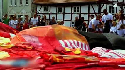 Joko moderiert Newstime _ #ThrowbackThursday _ Circus HalliGalli _ ProSieben-uSB0Uj2LSTw