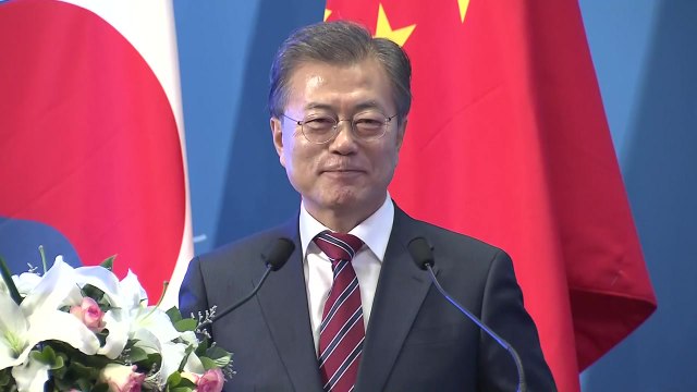 문 대통령 서로 알아주는 것이 인생의 즐거움...한·중 모든 분야 전략적 소통 / YTN