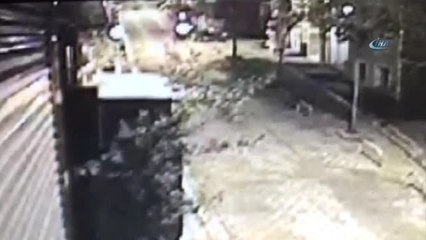 Hırsızlık Anı Güvenlik Kameralarına Saniye Saniye Yansıdı