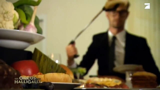 Circus HalliGalli Aushalten - Das grosse Fressen Teil 2 _ ProSieben-7g3_eD9mJTw