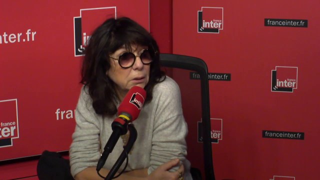 Sophie Calle, sur l'humour, présente dans son oeuvre : Une façon de regarder ce qui m'arrive avec un pas de coté