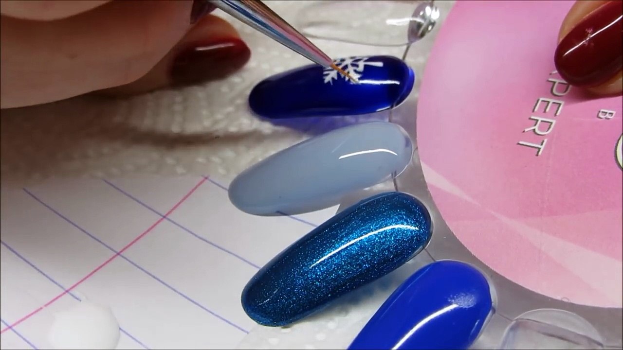 HOW TO EASY SNOWFLAKES ON NAILS - JAK ZROBIĆ ŚNIEŻYNKI NA PAZNOKCIACH-H9KDE57BSF4