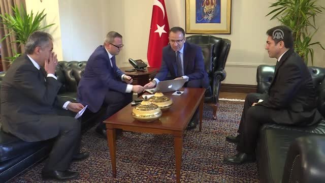 Başbakan Yardımcısı ve Hükümet Sözcüsü Bozdağ Aa'nın Yılın Fotoğrafları Oylamasına Katıldı