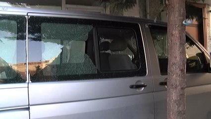 Küçükçekmece'de Bir Gencin Öldüğü Çatışmanın İzleri Gün Ağarınca Ortaya Çıktı
