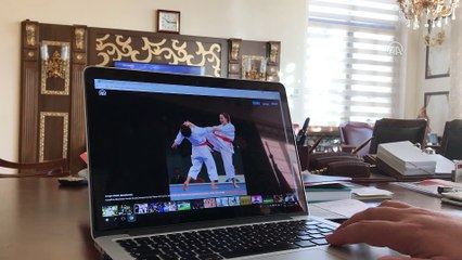 Vali Pekmez, Anadolu Ajansının 'Yılın Fotoğrafları' oylamasına katıldı - AKSARAY