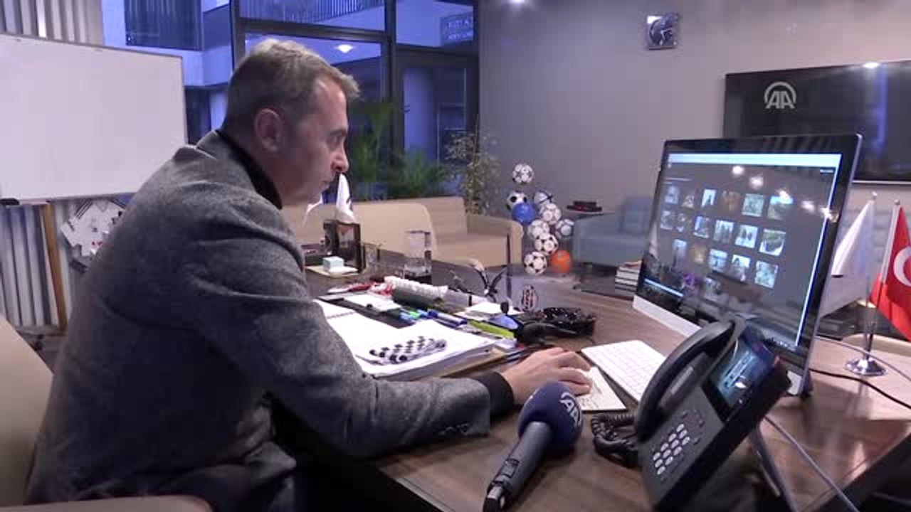 Beşiktaş Kulübü Başkanı Fikret Orman, Aa'nın "Yılın Fotoğrafları" Oylamasına Katıldı