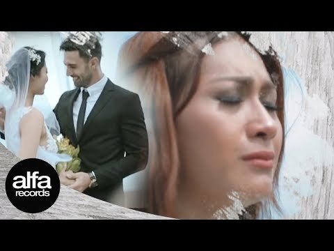 Tata Janeeta - Korbanmu [Official Video Lirik]