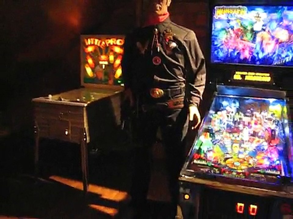 Taylor Mr Top Gun Mechanical Arcade Shooting Game