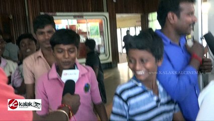 Public Opinion on Palli Paruvathile 🎬