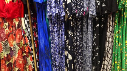 NEERU'S STORE LAUNCH BY KARISMA KAPOOR
