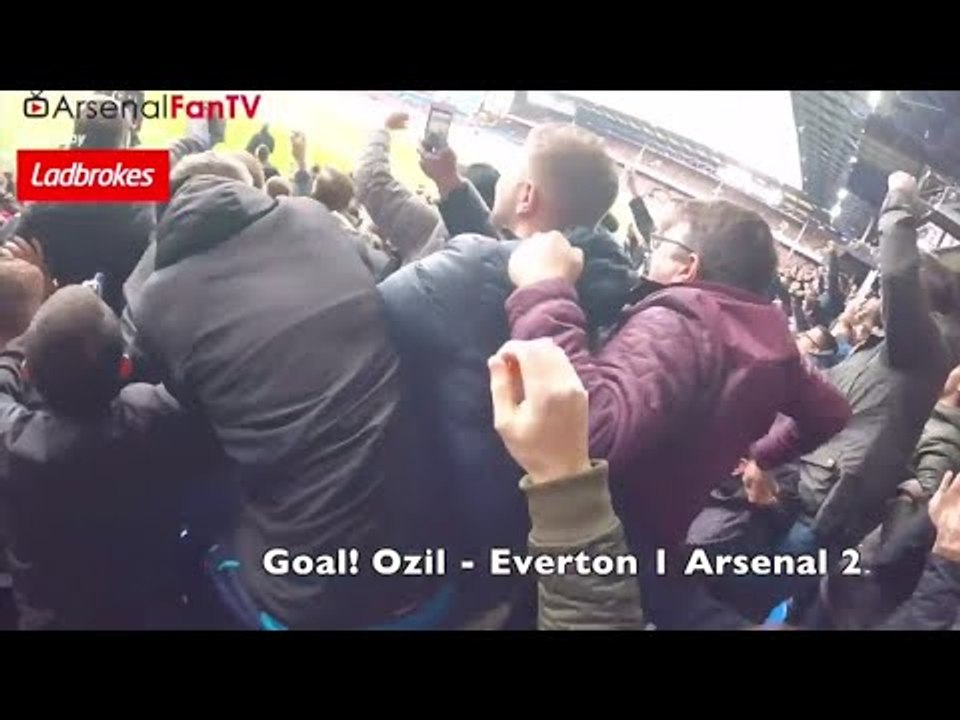 Arsenal Fans Loving It At Goodison! | Everton 2-5 Arsenal Stadium Cam