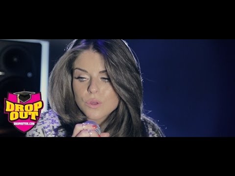 Paige Young - 'Wait' - Dropout Live | Dropout UK
