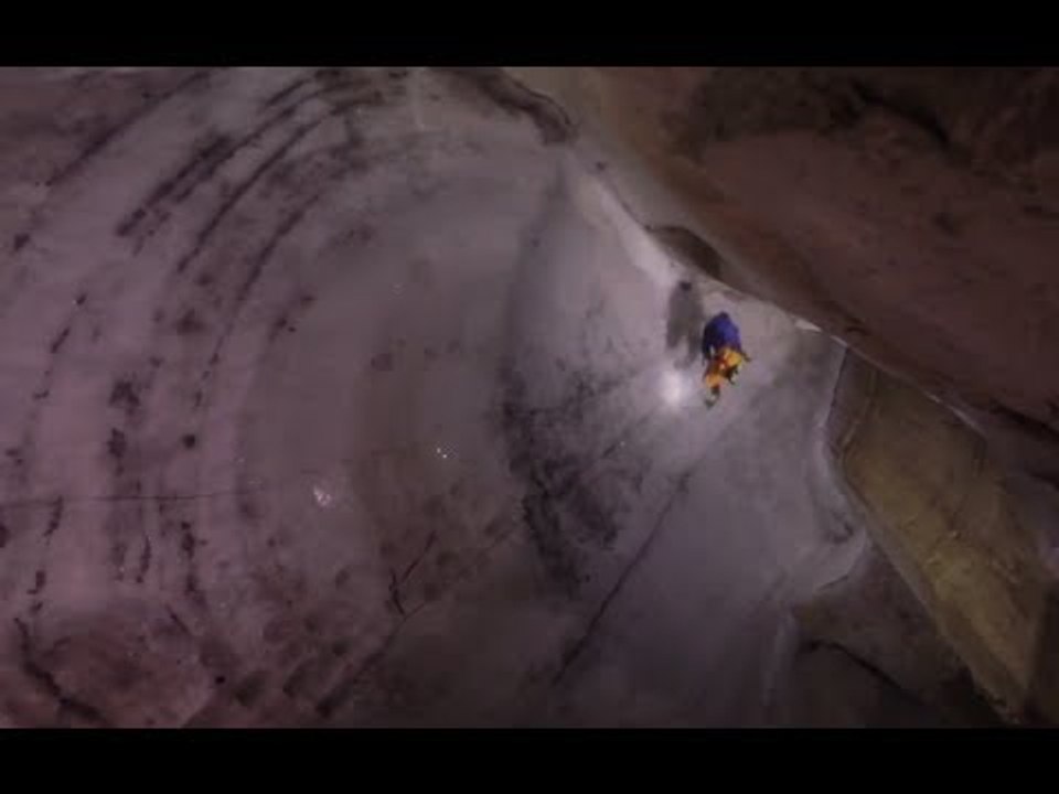 Tim Emmett, Ice Climbing Cave Overhang | EpicTV Climbing Daily, Ep. 166