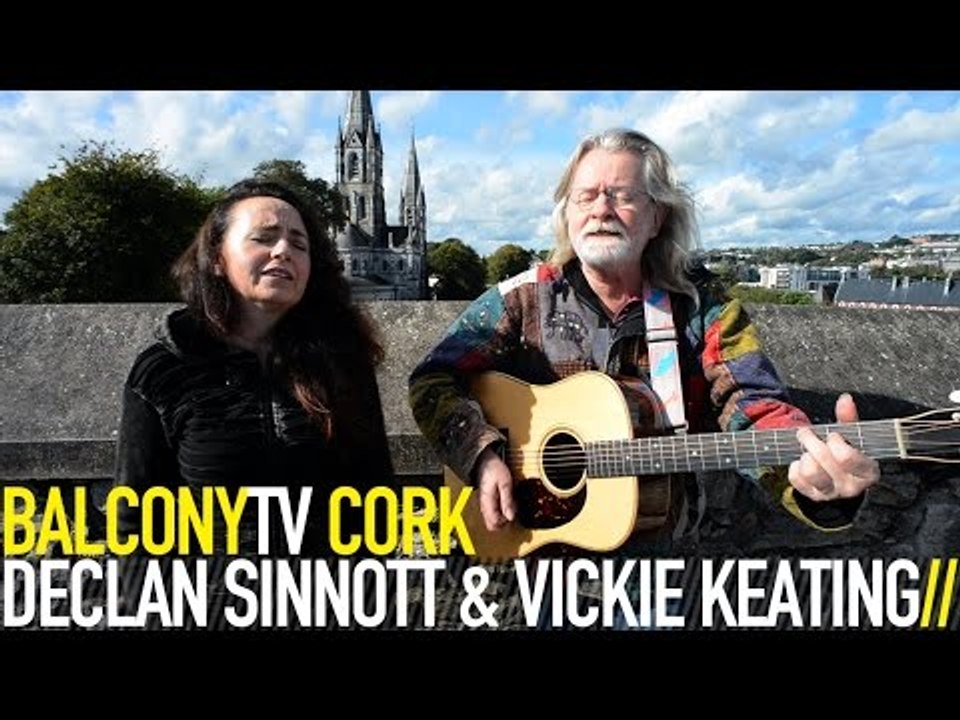 DECLAN SINNOTT & VICKIE KEATING - BROKEN RECORD (BalconyTV)