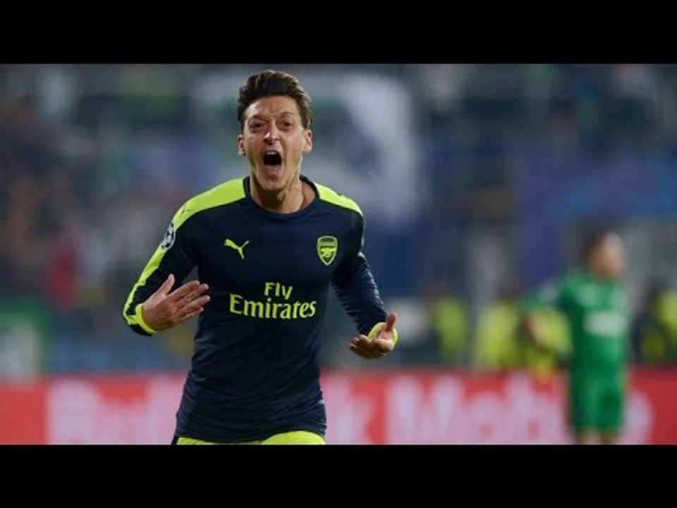 Mayhem As Fans Celebrate Mesut Ozil's Brilliant Last Gasp Winner!