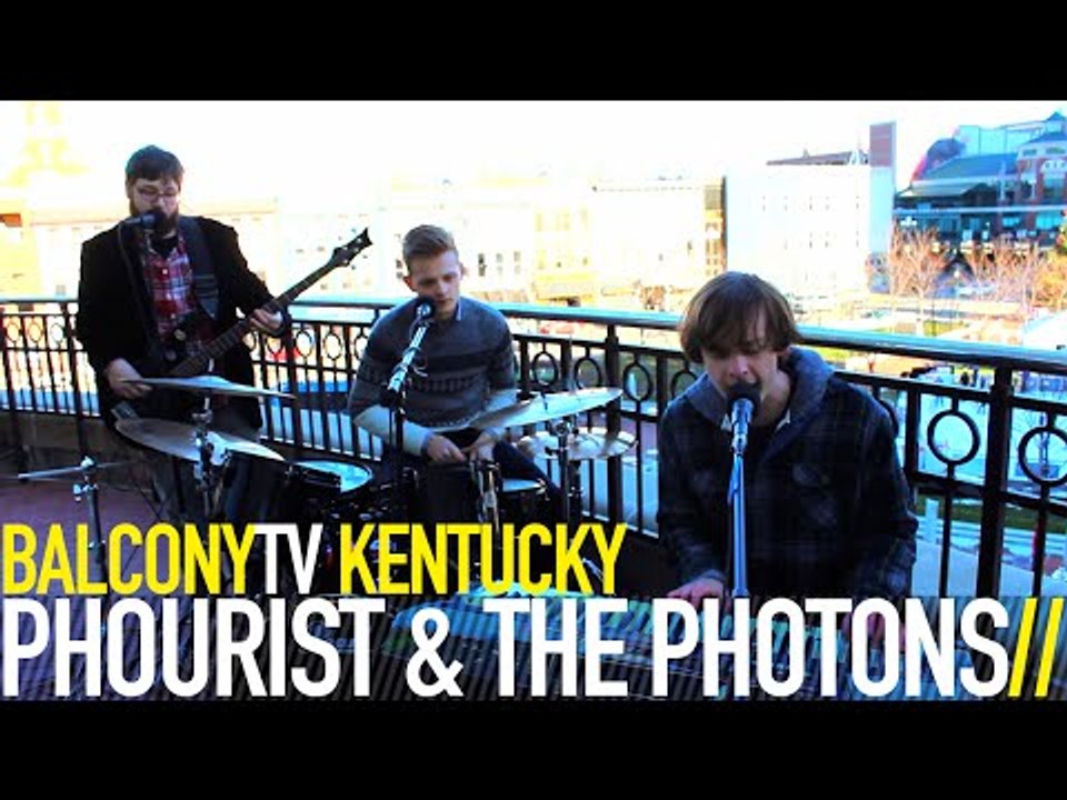 PHOURIST & THE PHOTONS - HERE’S SOME MOONLIGHT FOR YOUR DAY (BalconyTV)