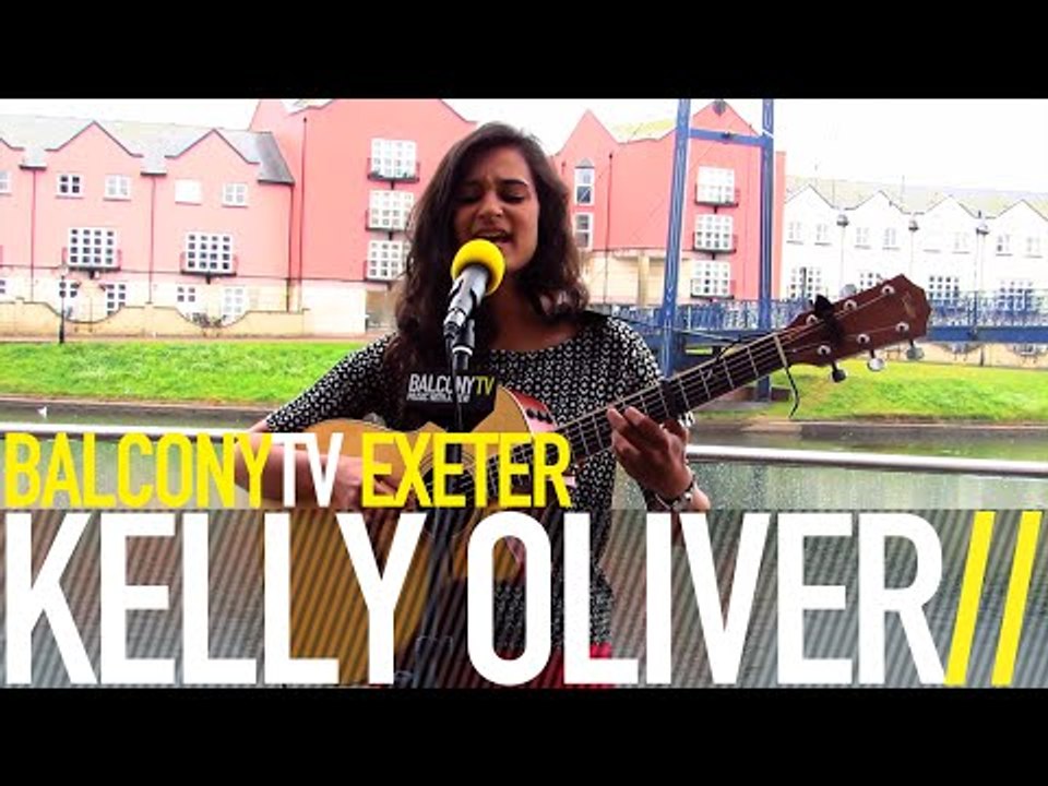 KELLY OLIVER - SAME WORLD (BalconyTV)