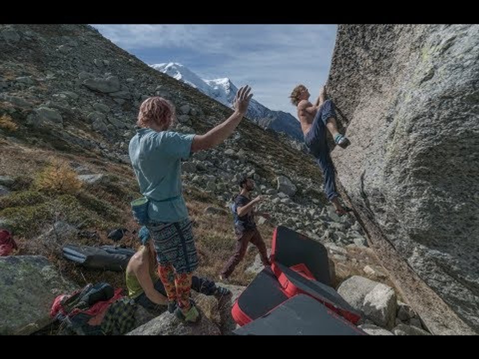 Bouldering In Thin Air - Unexplored Chamonix Blocs