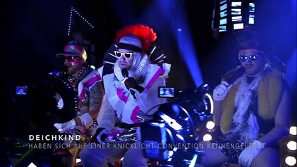 Deichkind - 'Denken Sie Groß' Live bei Circus HalliGalli-mnUTgyiWw1w