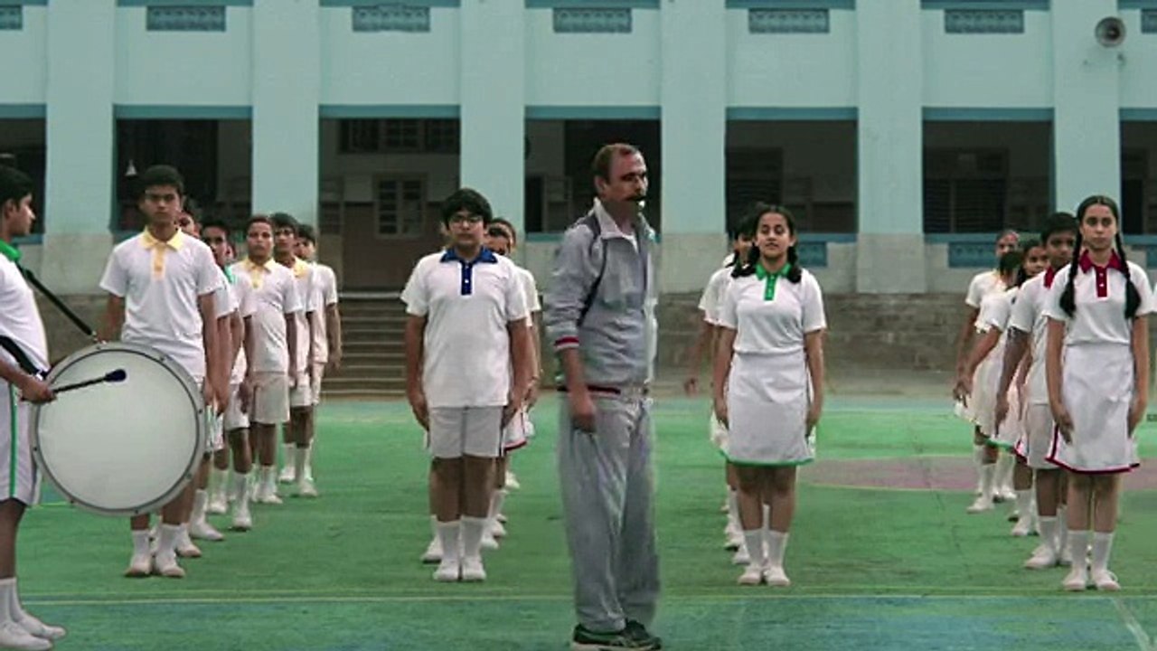 BRITANNIA TREAT FRUIT FunInTheMiddle TVC (45 Secs) - Telugu