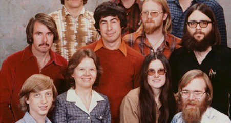 Fotoğraftaki Retro Ekip, Dünyayı Avucuna Alan Marka Microsoft'u Yarattı