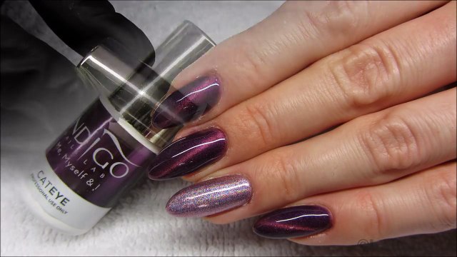 Cat Eye - Me, Myself & I Gel Brush Holo Fuchsia - Indigo Nails Lab - KOCIE OKO HOLO-o0kNp0ez7Ng