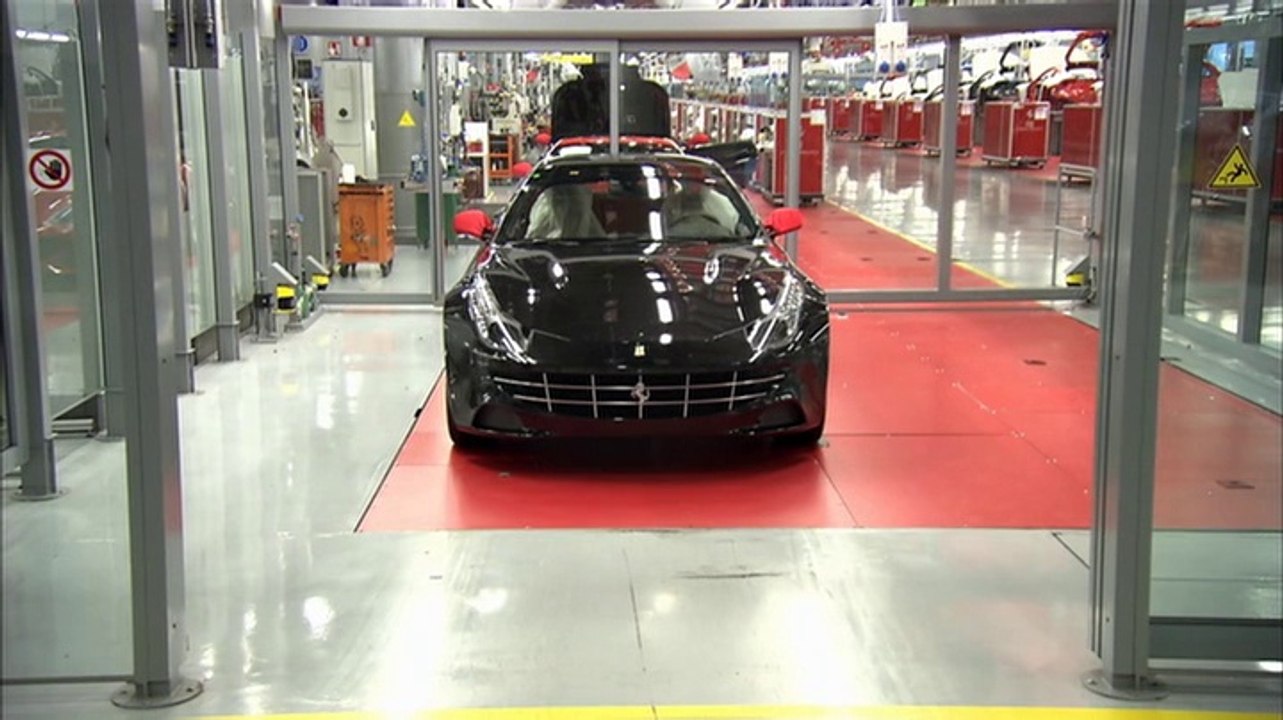 Ferrari FF - So baut man Traumautos