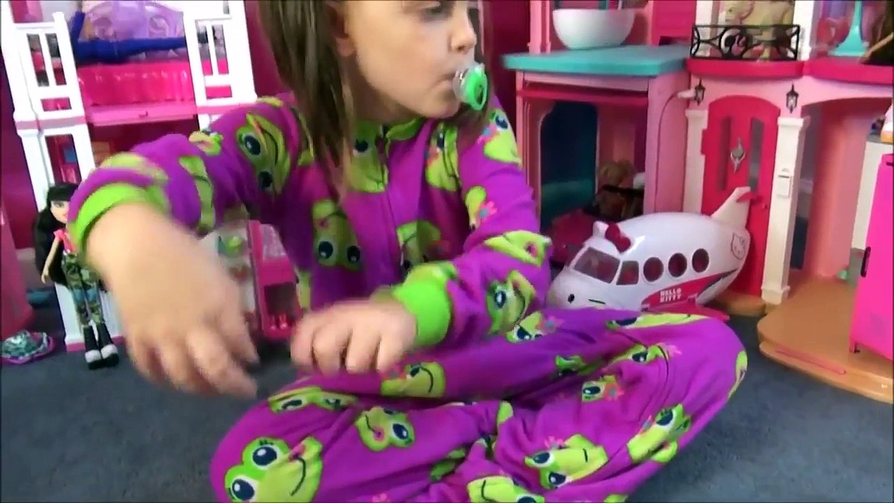 Crying Baby Daddy 3 Bad Babies Victoria Annabelle Baby Daddy Hidden Surprise Eggs Toy Freaks