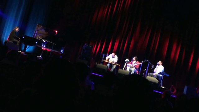 Taksim Trio & Dorantes @ Zorlu Center PSM