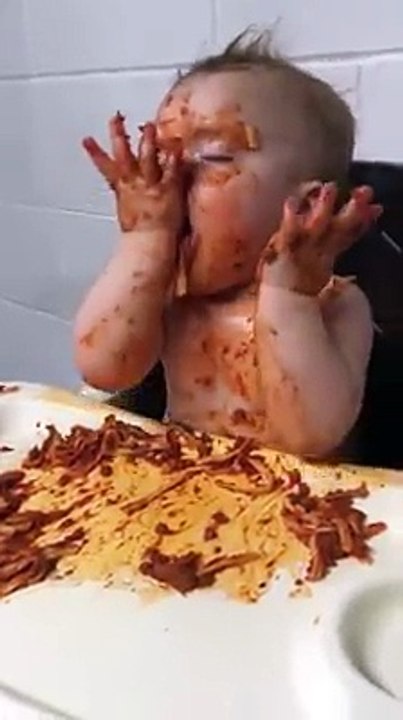 kid enjoy eating life with sleeping