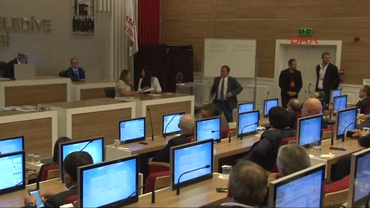 Ataşehir Belediyesi'ndeki Seçimi CHP Adayı Yılmaz Kazandı