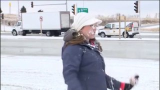 News Anchor get hit by snow ball, Hilarious video