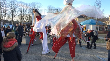 « Lady Noël et Les Chaussettes Rouges » au marché de Noël