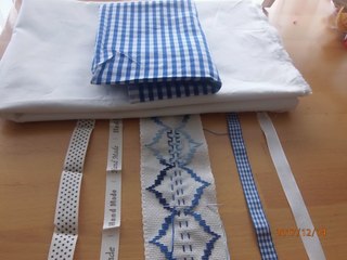 "Cuado sueño en azul"( Fundas para almohada) parte 1