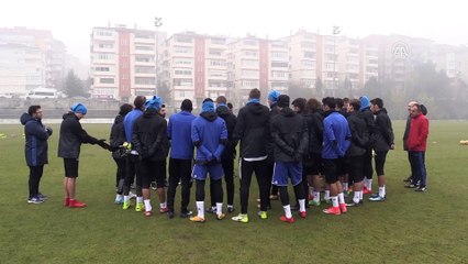 'Fenerbahçe maçına en dinamik oyuncularla çıkacağız' - KARABÜK