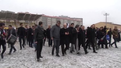 Muşlu Sporcuların Malzeme Sevinci