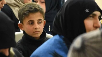 Suriyeli Öğrenciler Vatan Özlemini Şiirlere Döktü