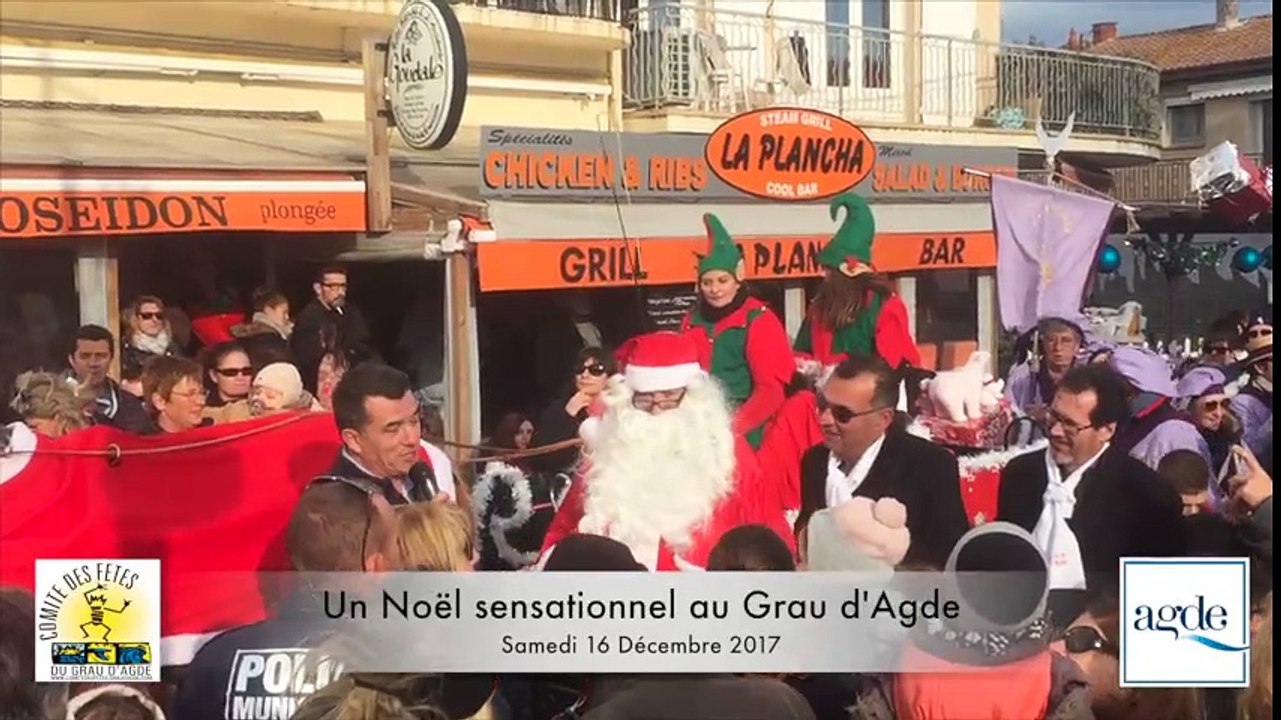 Arrivée du Père Noël au Grau d'Agde - Marché de Noël