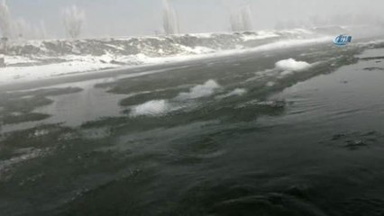 Murat Nehri'nde Antartika'yı Andıran Görüntüler