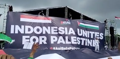 Thousands of Indonesians March in Support of Palestine