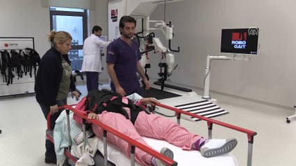 Yatağa mahkumdu robotik cihazla ayağa kalktı - ADANA